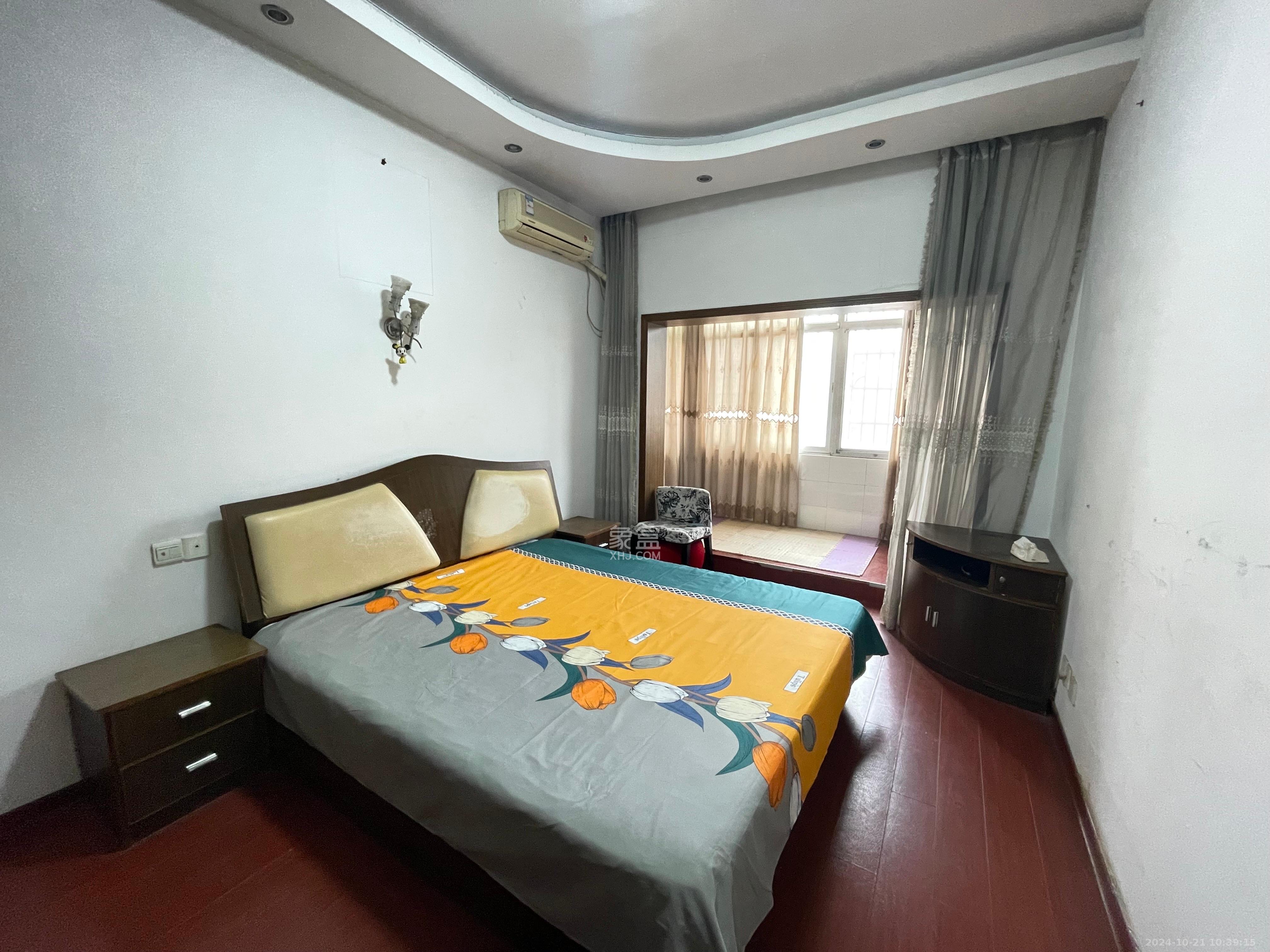 中建五局信和苑二区  2室1厅1卫    1400.0元/月