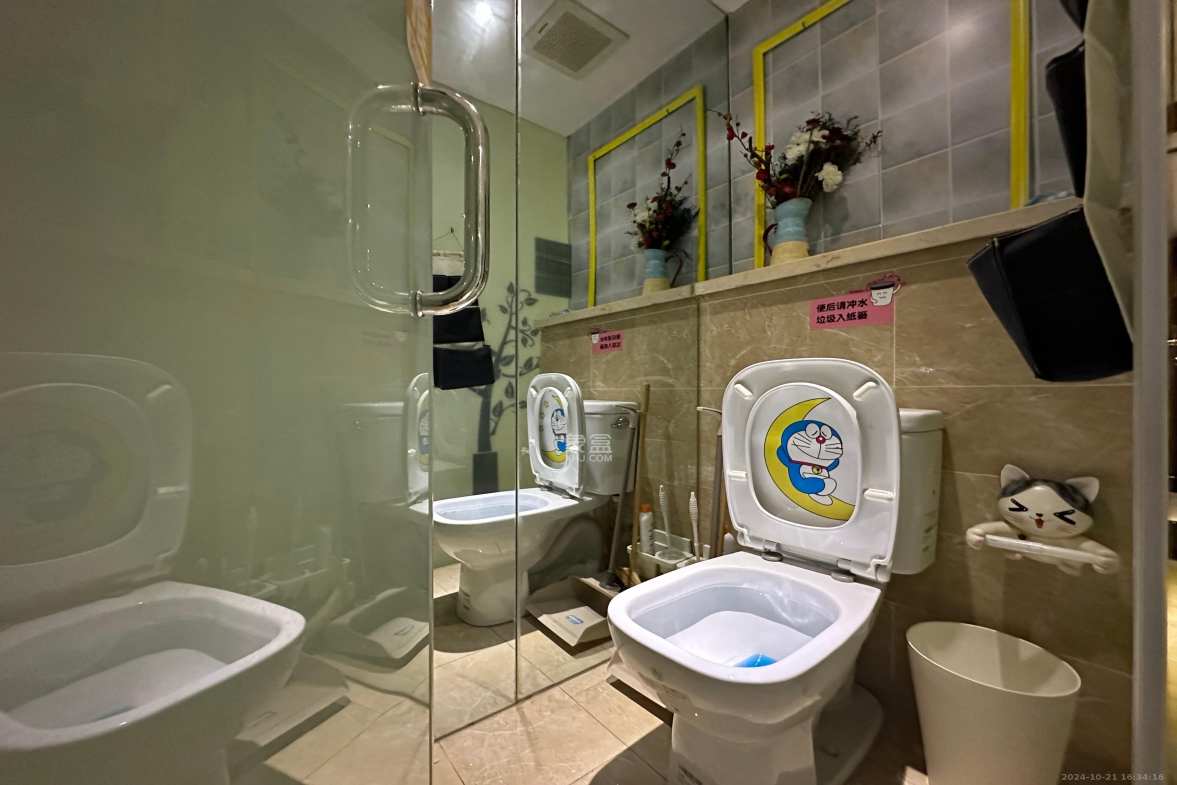 泊富公寓(泊富国际广场) 1室1厅1卫 3200.0元/月 泊富公寓(泊富国际广场) 1室1厅1卫 3200.0元/月室内图