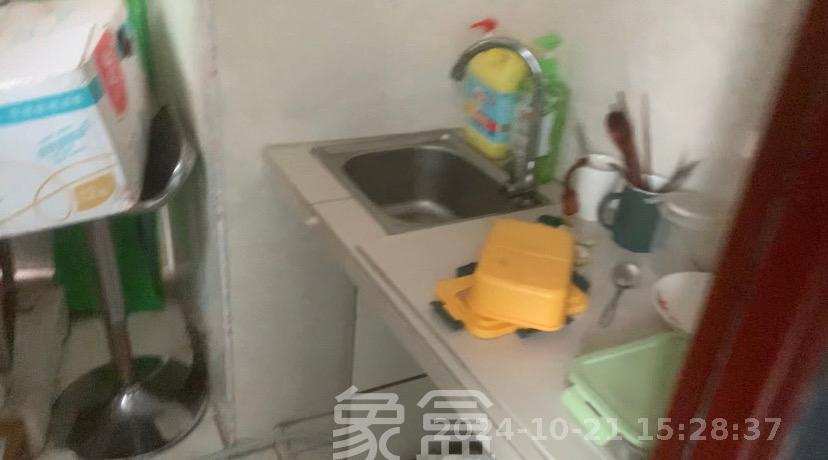 奥克斯广场 1室1厅1卫 3900.0元/月 奥克斯广场 1室1厅1卫 3900.0元/月室内图