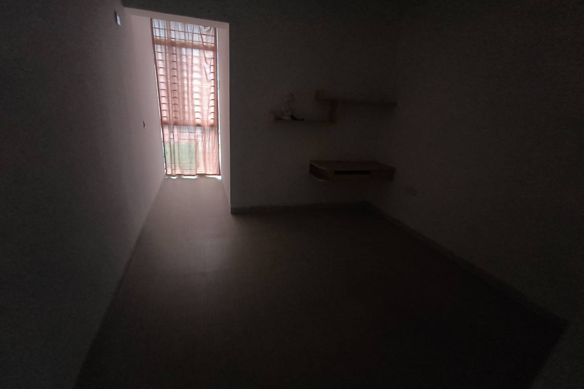 明兴花苑  3室2厅2卫   2000.00元/月室内图