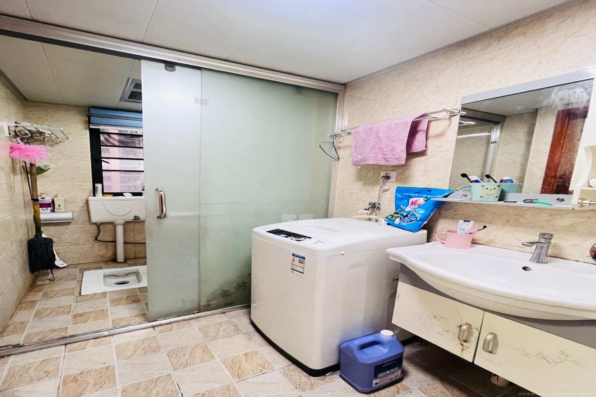 荣盛花语馨苑  3室2厅1卫   2300.00元/月室内图