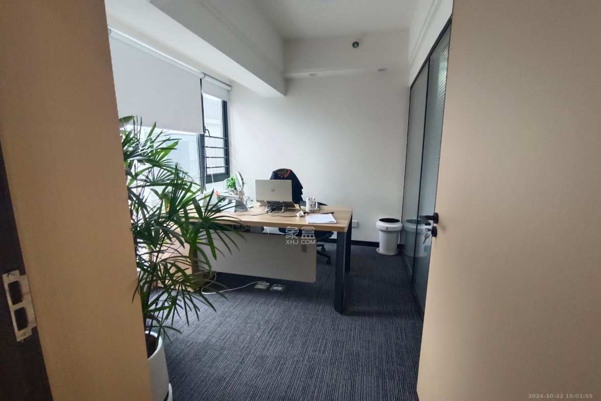 兰亭湾畔 1室1厅1卫 2500.0元/月 兰亭湾畔 1室1厅1卫 2500.0元/月室内图