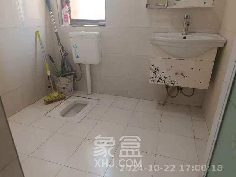 米兰春天  1室0厅1卫   2200.00元/月室内图