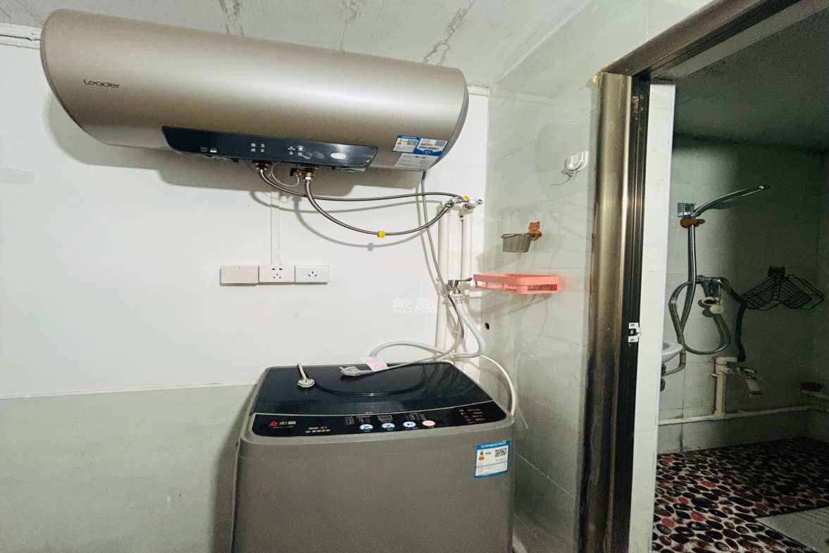 柏家塘小区  2室1厅1卫   1800.00元/月室内图