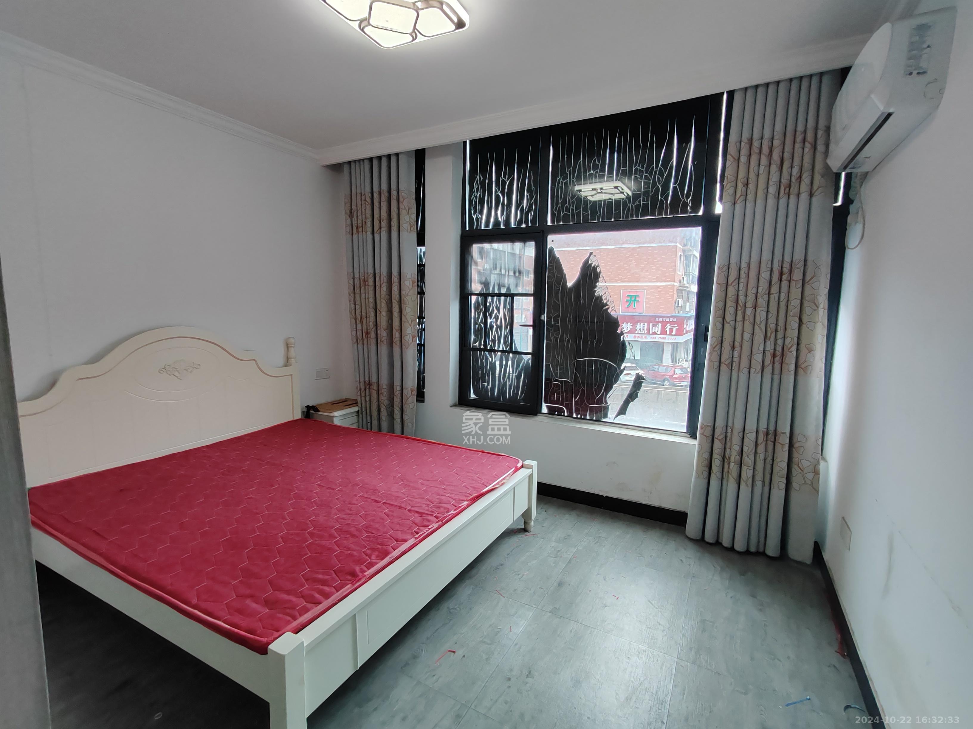 盛地春天里   80.0㎡      999.0元/月室内图