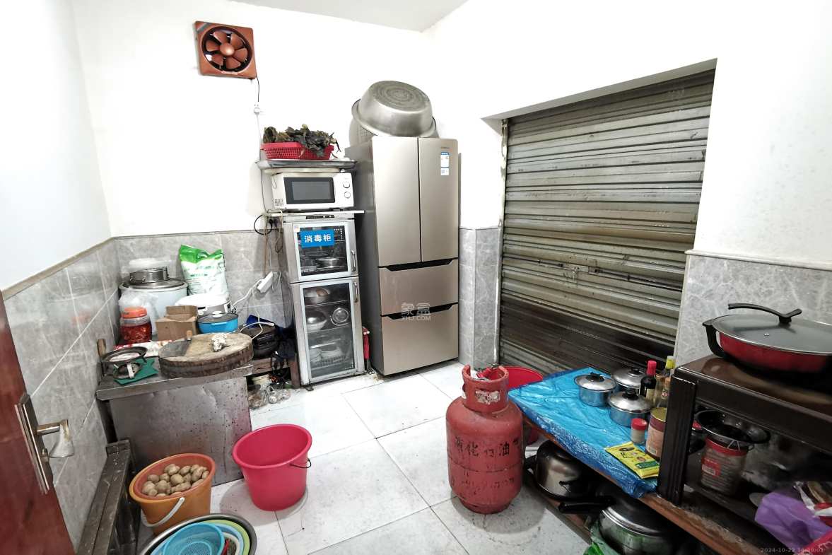 狮子山二片  2室1厅1卫   2000.00元/月室内图