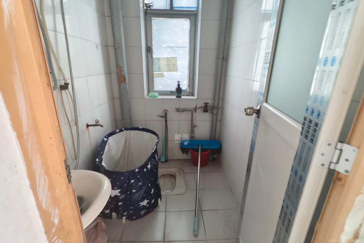 竹园公寓  2室1厅1卫    1800.0元/月 竹园公寓  2室1厅1卫    1800.0元/月室内图