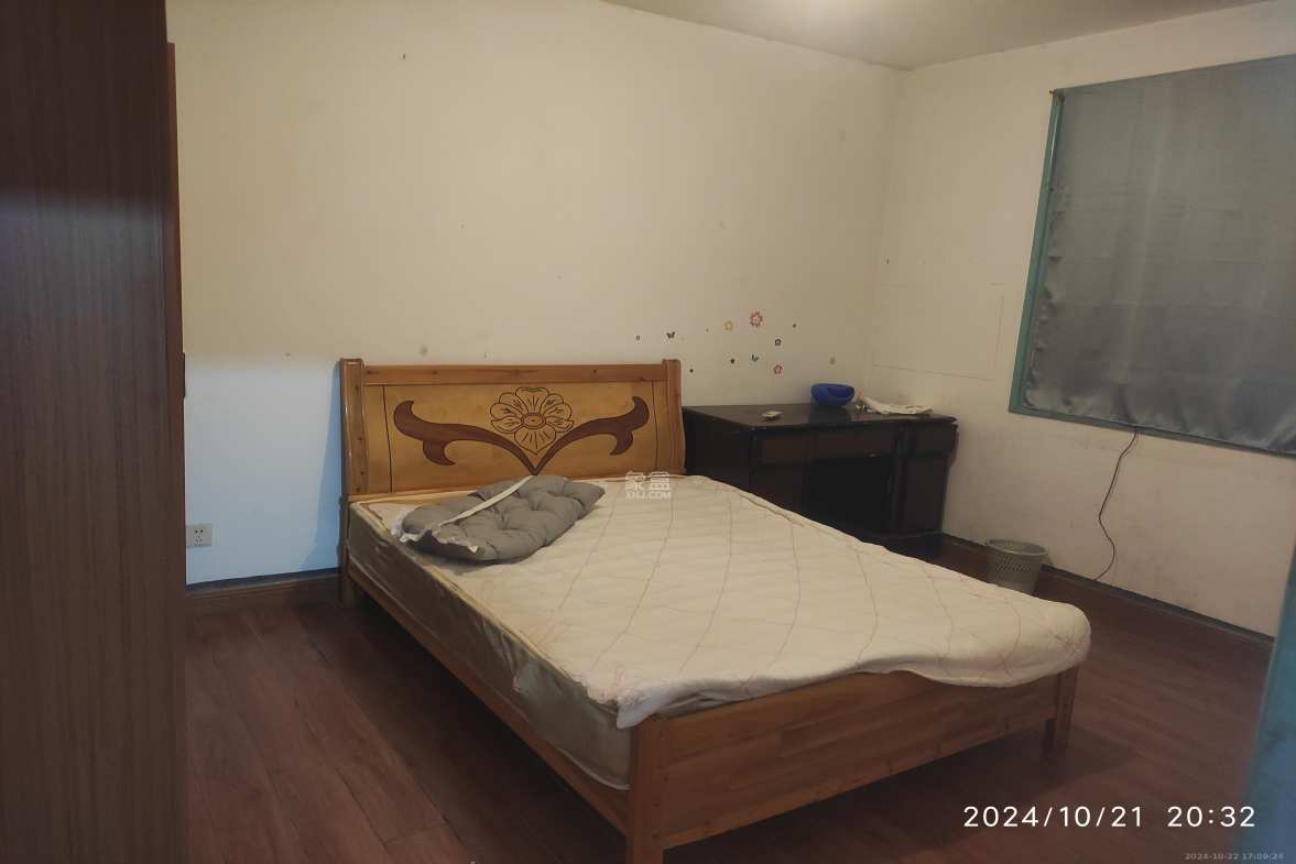 红旗区一片  3室1厅1卫    2400.0元/月 红旗区一片  3室1厅1卫    2400.0元/月室内图