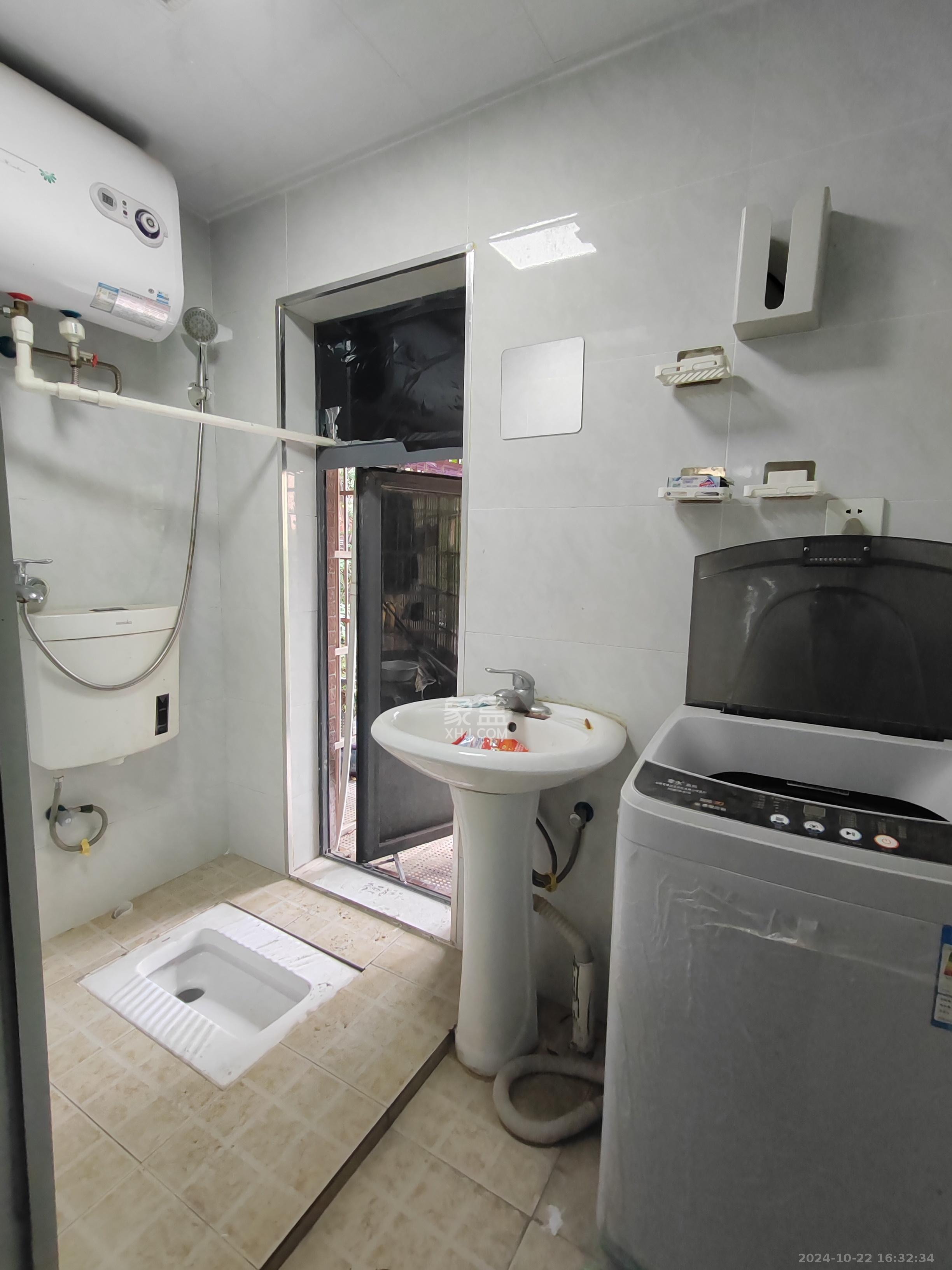 盛地春天里   80.0㎡      999.0元/月室内图