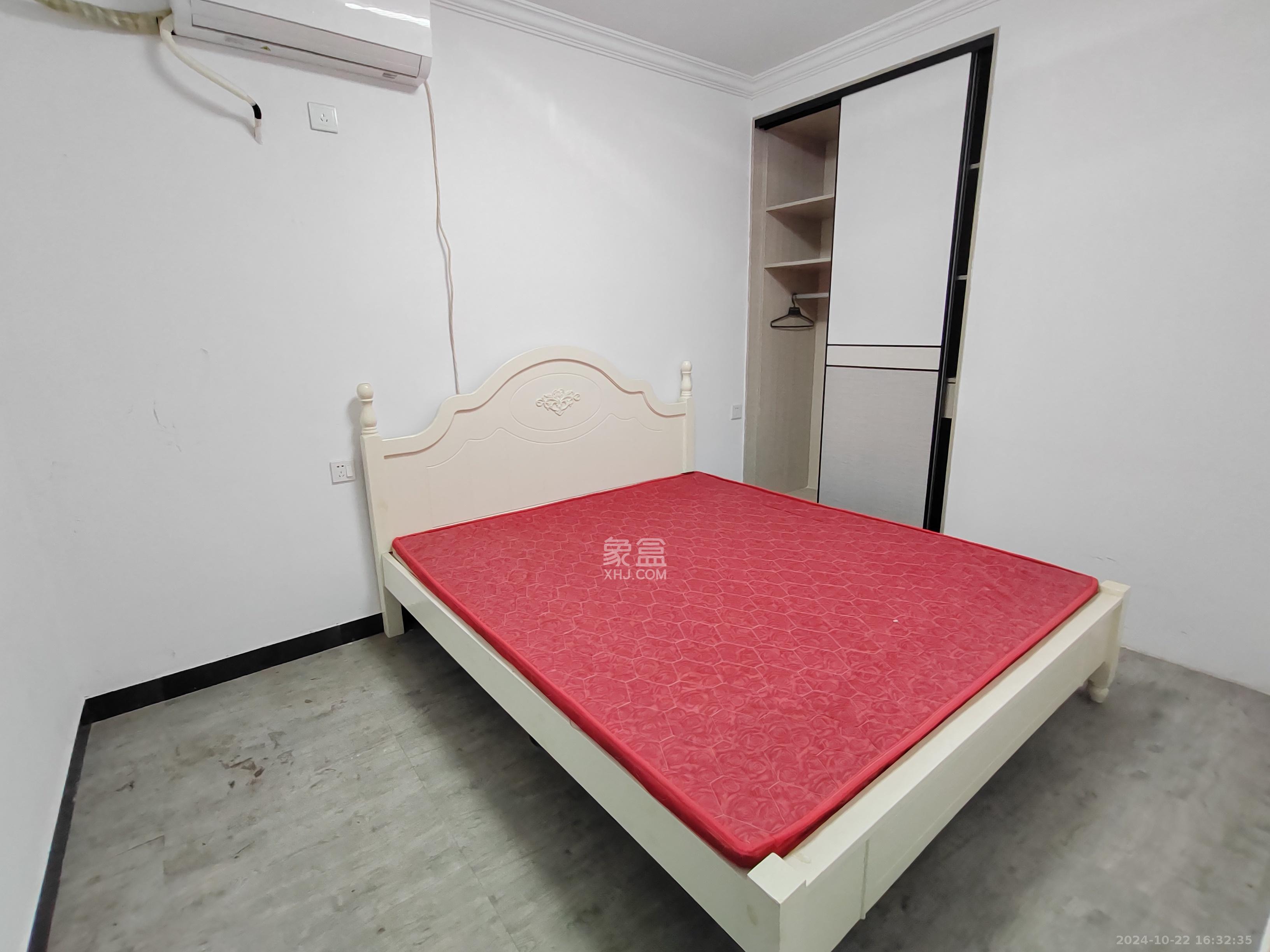 盛地春天里   80.0㎡      999.0元/月室内图