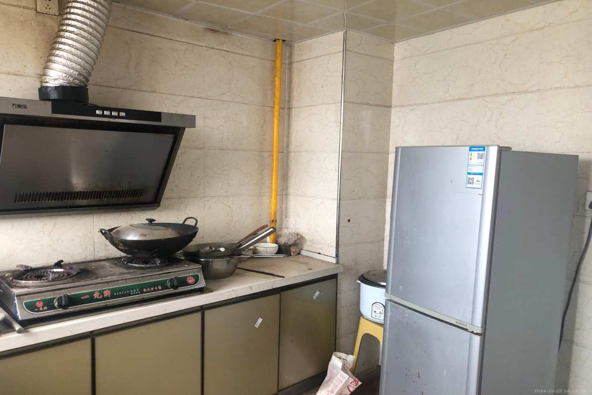 水墨林溪  4室2厅2卫   3200.00元/月室内图
