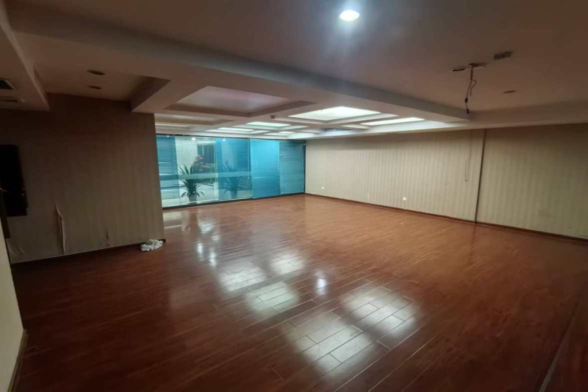 世纪大厦  1室1厅1卫   27.50万室内图1