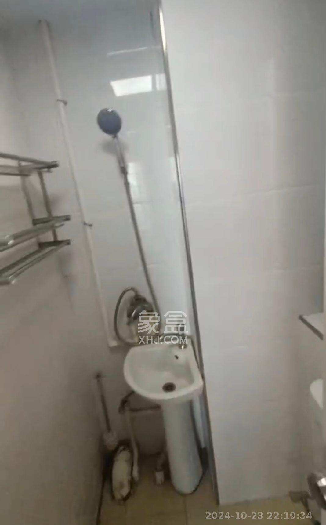 新长海广场  1室1厅1卫    900.0元/月室内图