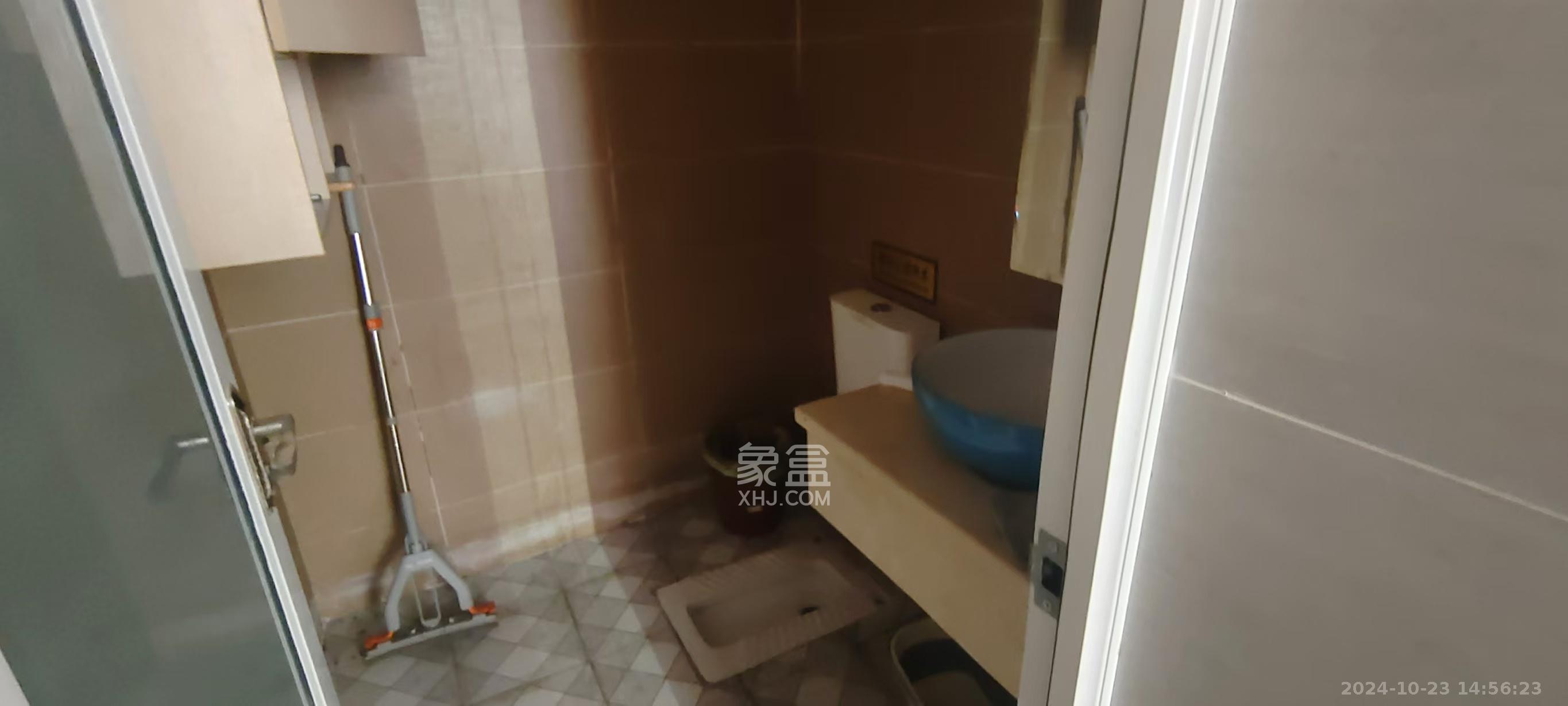万象新天   38.21㎡     5000.00元/月室内图