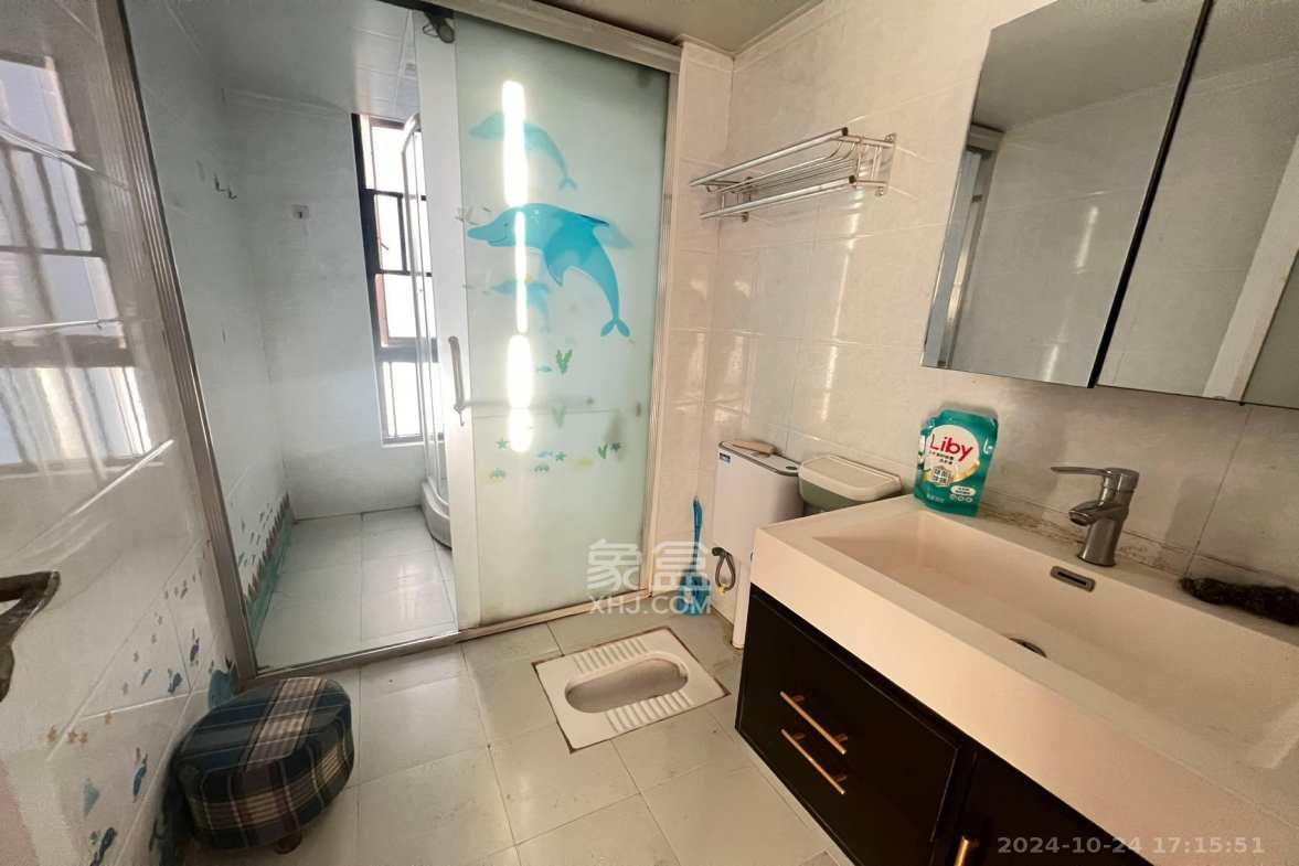 达美D6区  3室2厅1卫    2400.0元/月 达美D6区  3室2厅1卫    2400.0元/月室内图