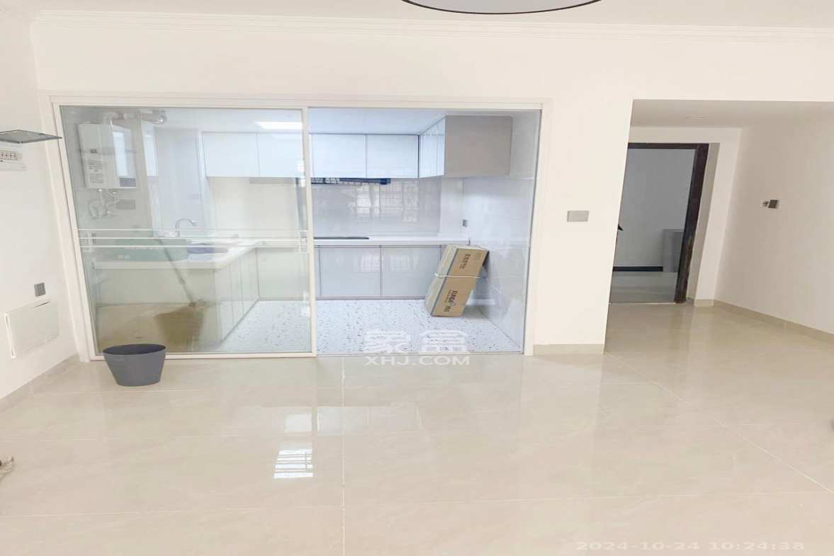 和景家园  2室1厅1卫   1600.00元/月室内图