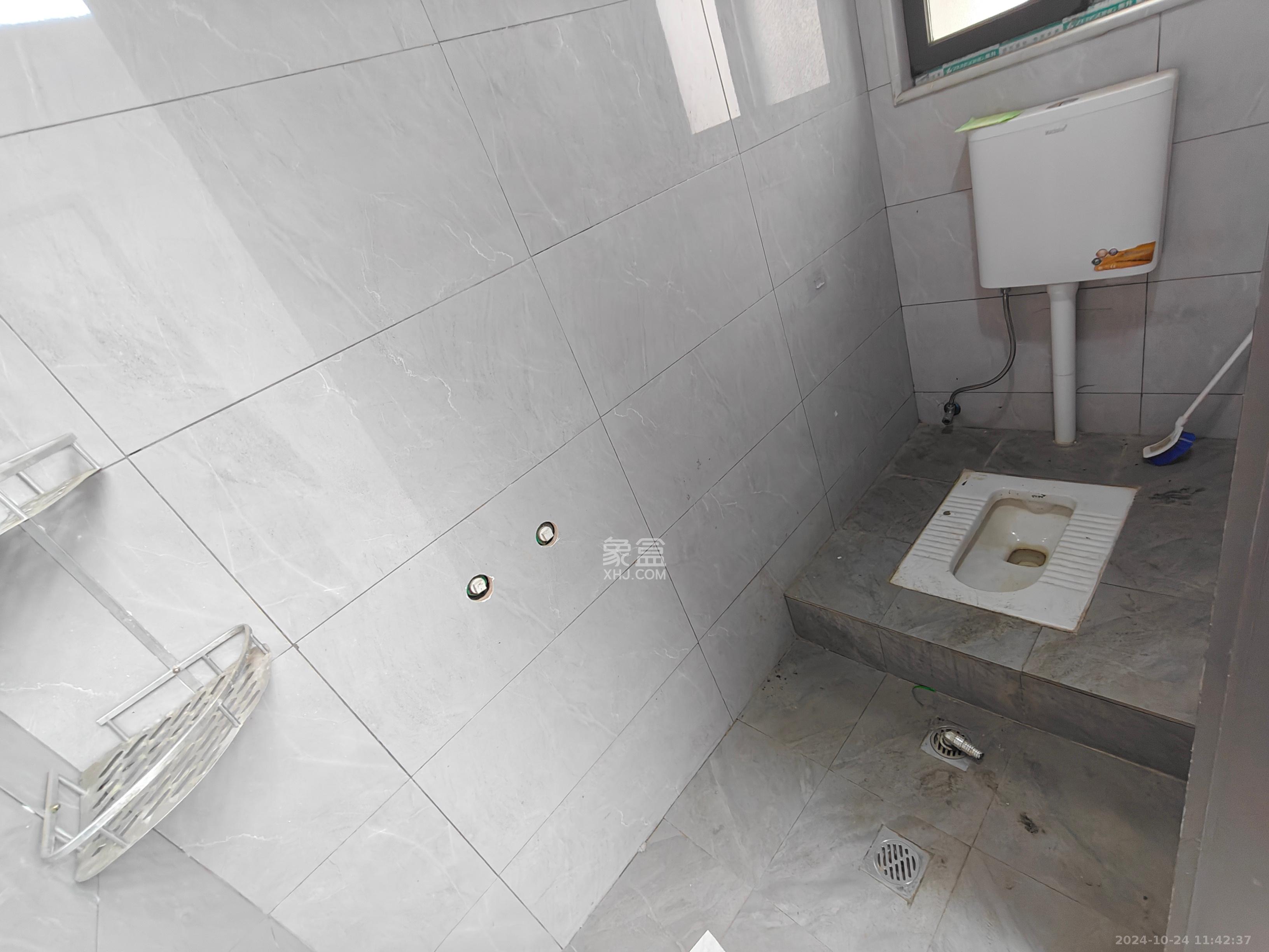 茅亭子   50.0㎡      2800.0元/月