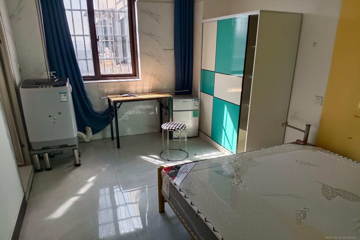 豪都新天地  3室2厅1卫    1800.0元/月室内图