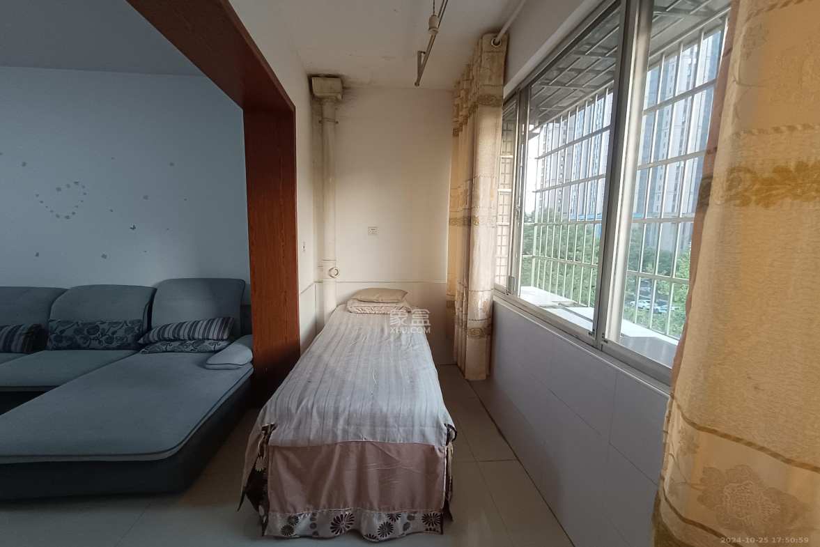 府后路安置小区（道坡小区）  2室2厅1卫   1800.00元/月室内图