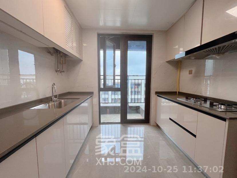 龙湖江与城  3室2厅1卫   4000.00元/月室内图
