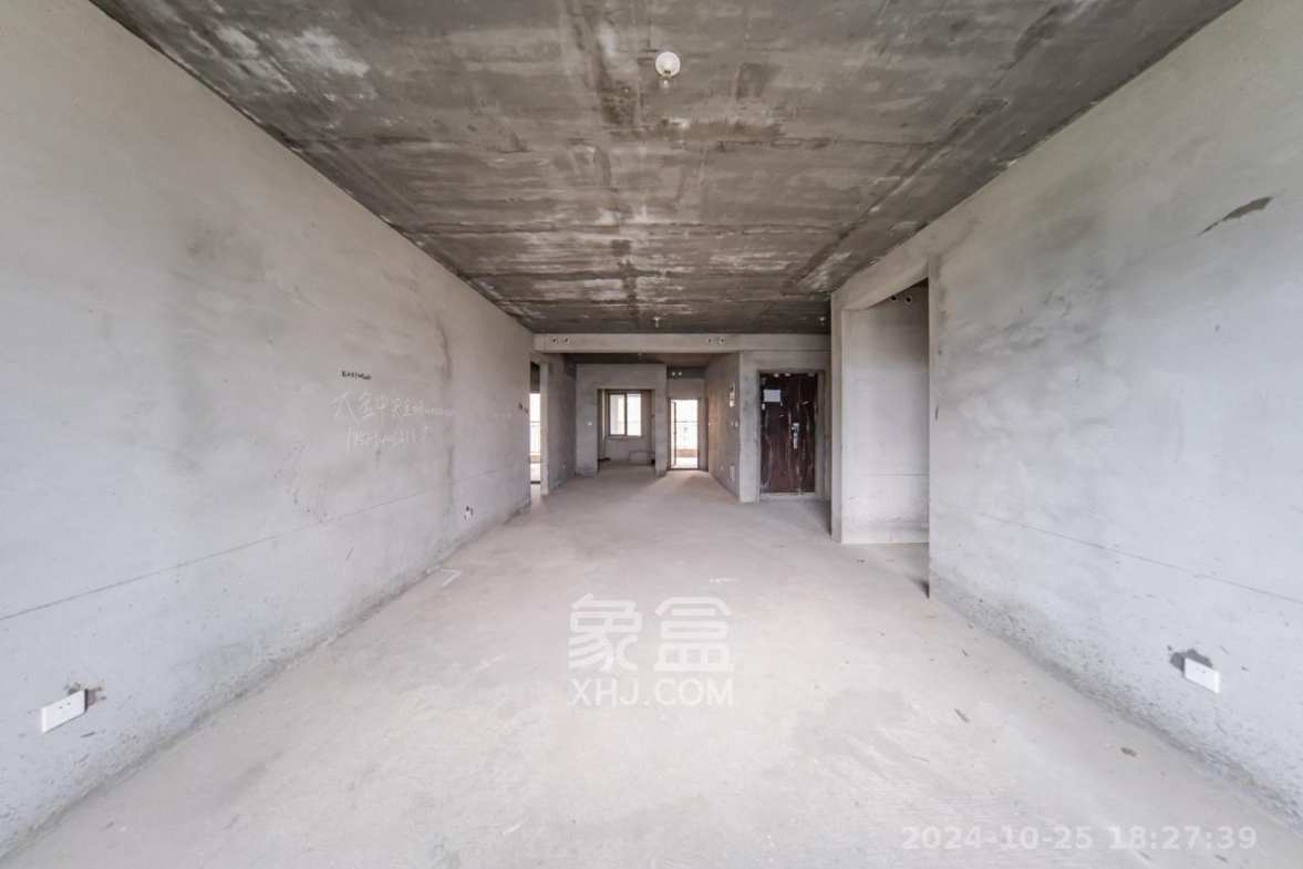 高家坪住宅新区  1室0厅0卫   3200.00元/月室内图