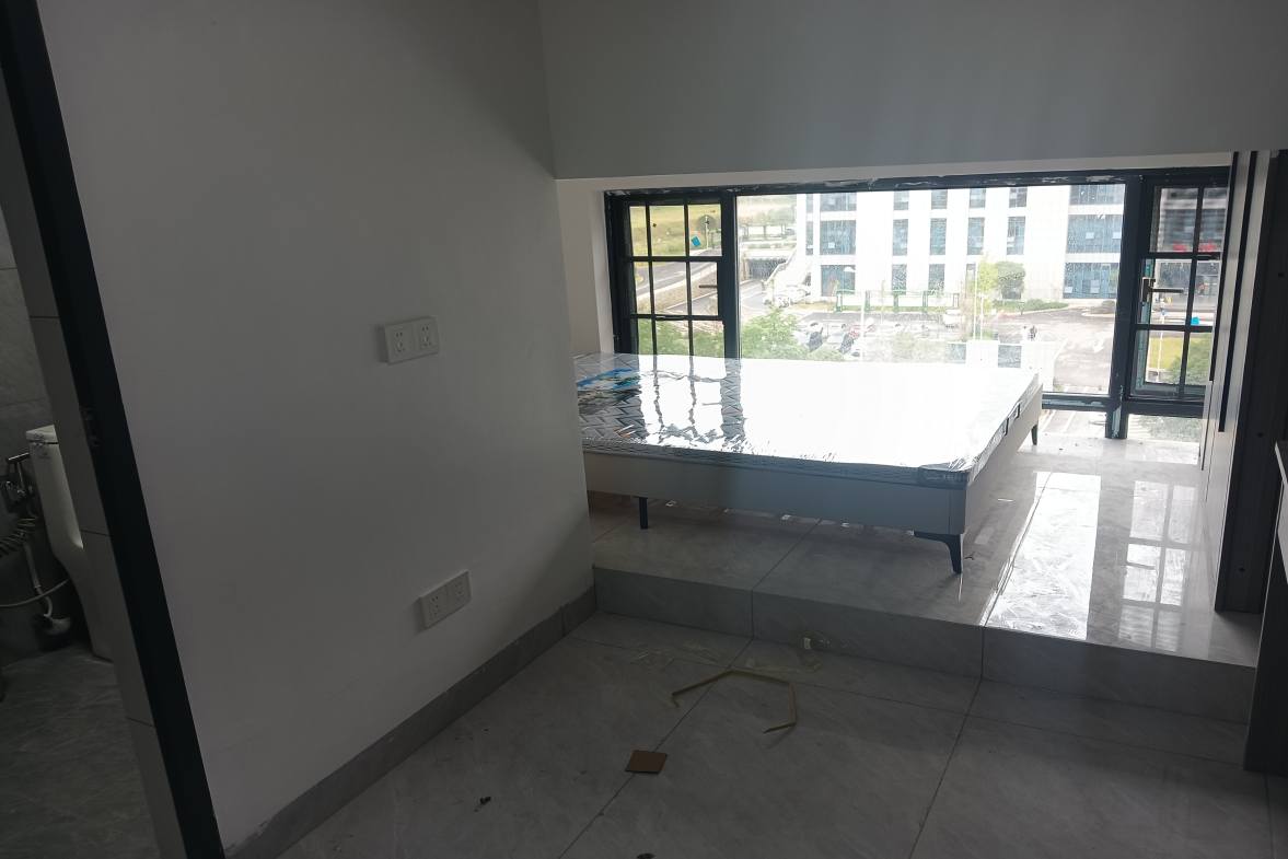 中甸.龙雲台  2室1厅1卫    1200.0元/月室内图