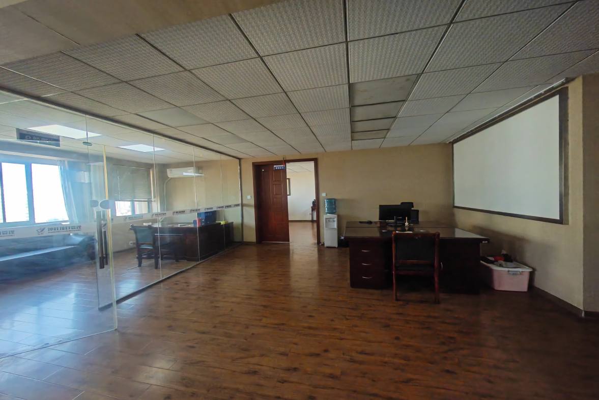 崇和中苑  1室1厅1卫    1000.0元/月室内图