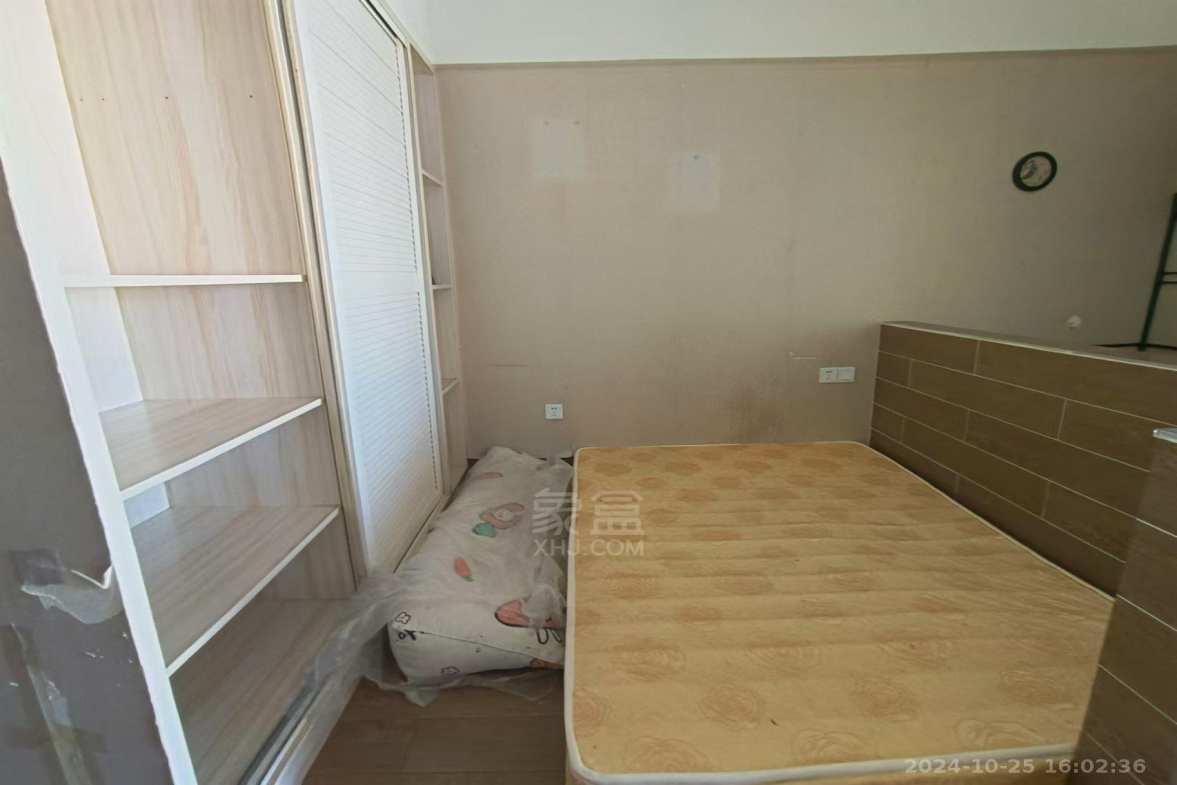 中建御山和苑  1室1厅1卫   1000.00元/月室内图1