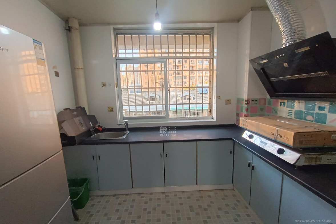 府后路安置小区（道坡小区）  2室2厅1卫   1800.00元/月室内图