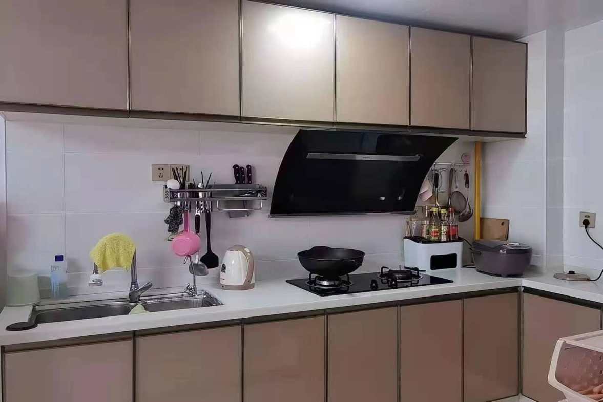香格里拉  2室1厅1卫   1400.00元/月室内图