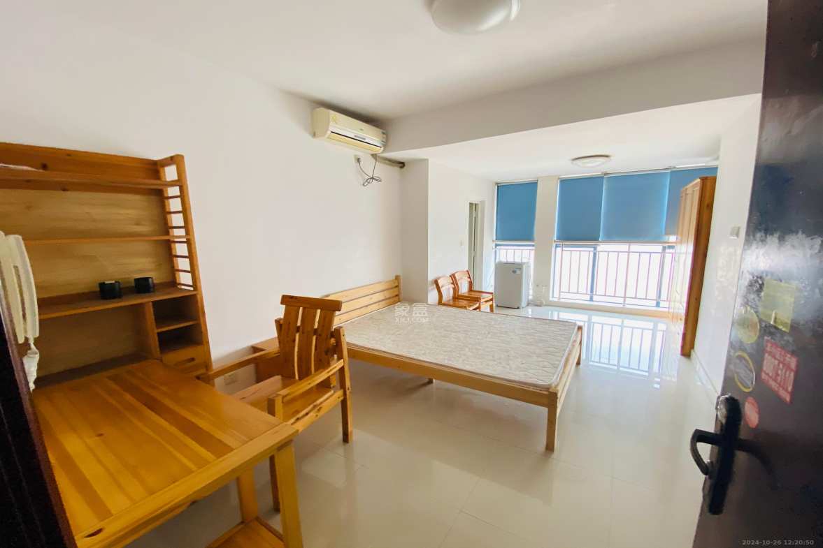 东一国际  1室1厅1卫    1600.0元/月室内图