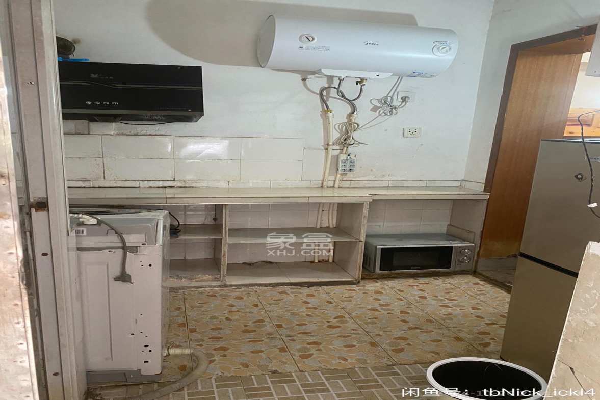 鸿景苑 1室1厅1卫 1100.0元/月 鸿景苑 1室1厅1卫 1100.0元/月室内图