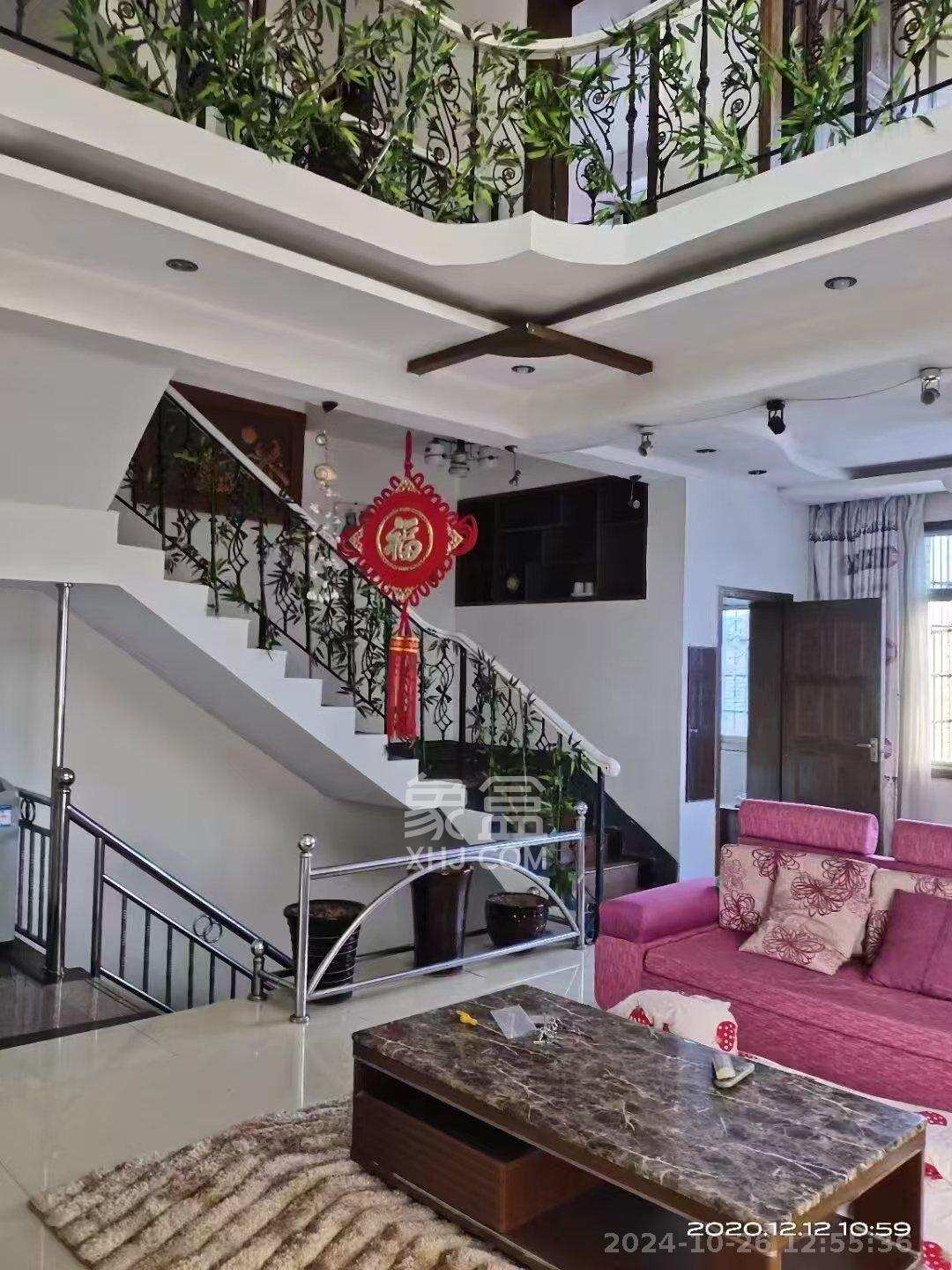 灰埠小区(灰埠社区) 4室2厅1卫 1600.0元/月 灰埠小区(灰埠社区) 4室2厅1卫 1600.0元/月室内图