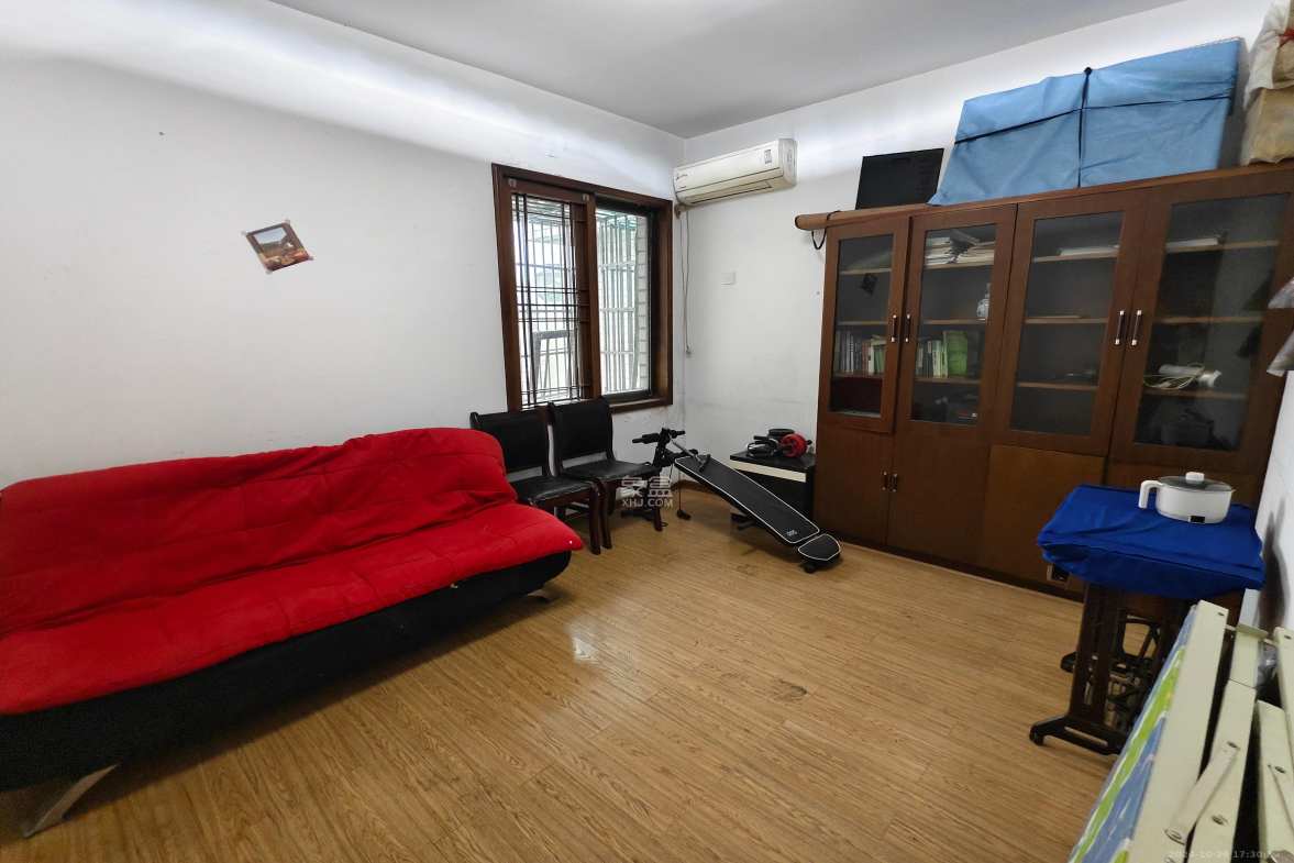 建湘新村  3室2厅1卫   1700.00元/月室内图
