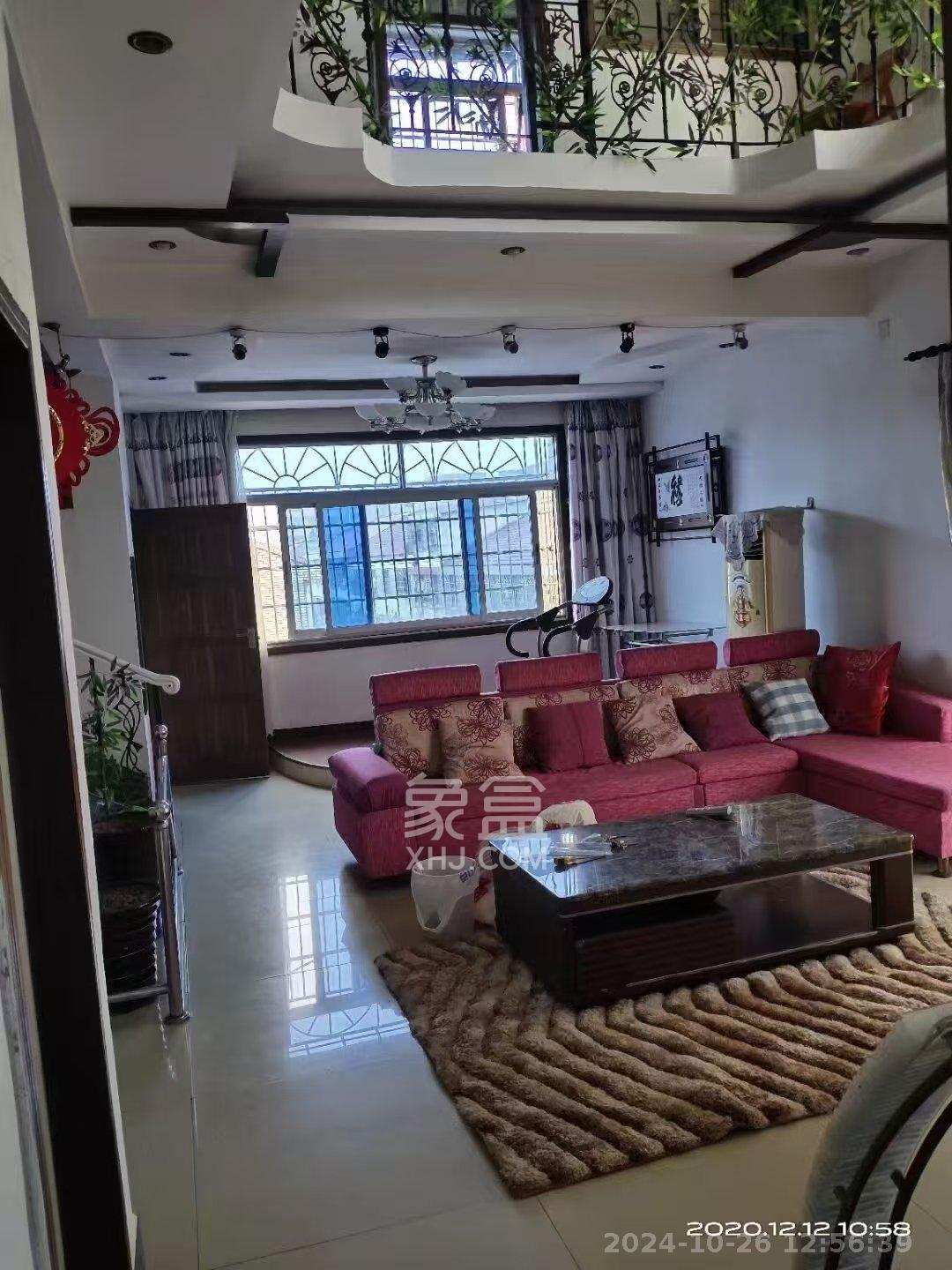 灰埠小区(灰埠社区) 4室2厅1卫 1600.0元/月 灰埠小区(灰埠社区) 4室2厅1卫 1600.0元/月室内图