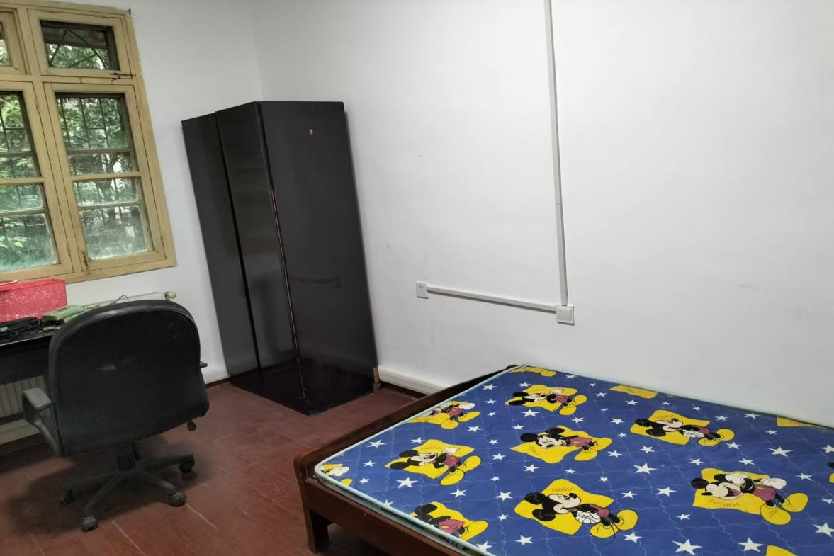 军干所(娄底军休) 3室2厅1卫 900.0元/月 军干所(娄底军休) 3室2厅1卫 900.0元/月室内图