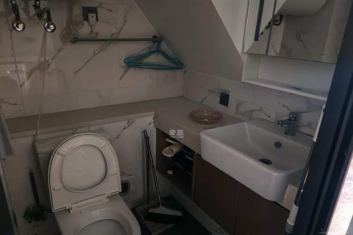 达美寰宇中心  2室2厅1卫    3000.0元/月室内图