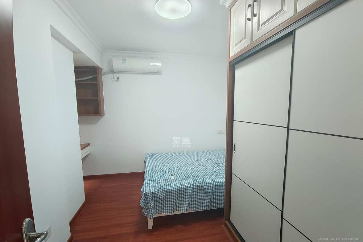 邦盛水岸御园  3室2厅2卫   2300.00元/月室内图