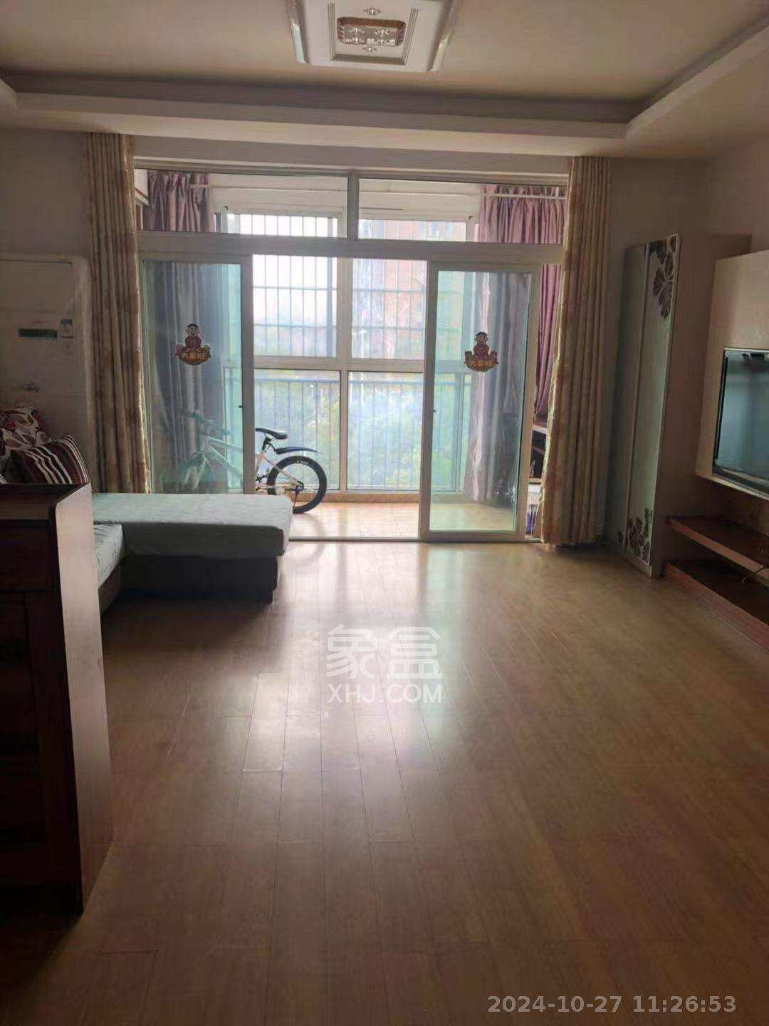 生活艺术城  1室2厅1卫   2400.00元/月室内图