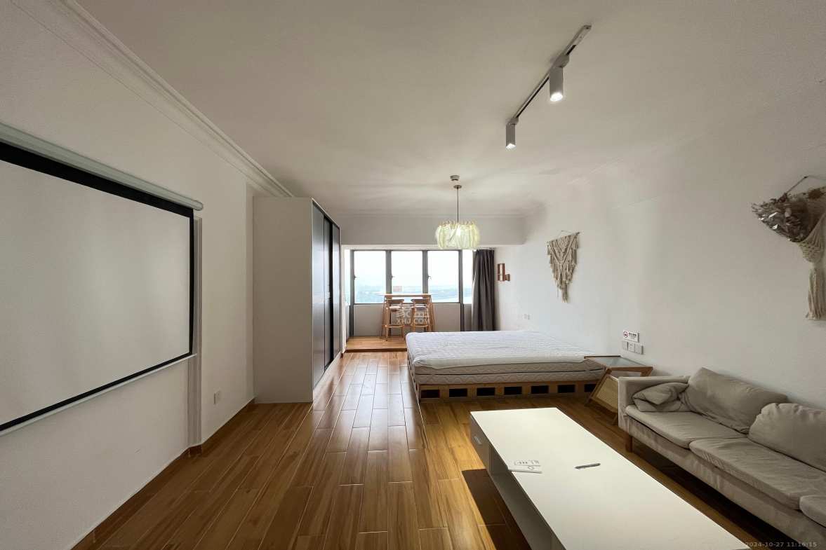 保利国际广场 1室1厅1卫 2000.0元/月 保利国际广场 1室1厅1卫 2000.0元/月室内图