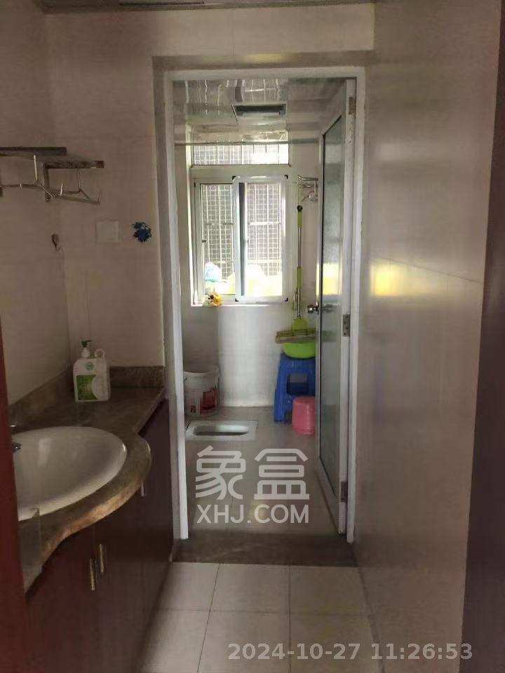 生活艺术城  1室2厅1卫   2400.00元/月室内图