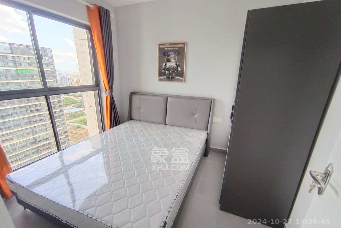 卓越伊景苑  4室2厅2卫   3522.00元/月室内图