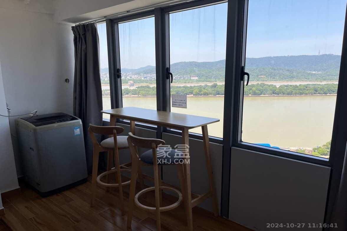 保利国际广场 1室1厅1卫 2000.0元/月 保利国际广场 1室1厅1卫 2000.0元/月室内图