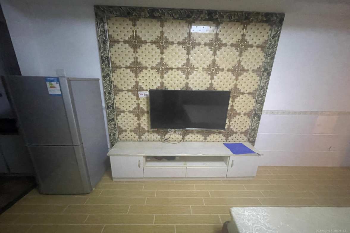 同鑫家园  1室0厅1卫   1350.00元/月室内图