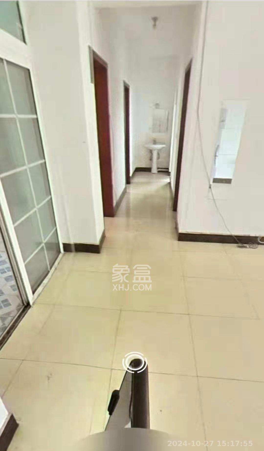 高桥新二号小区  3室1厅1卫   2300.00元/月室内图