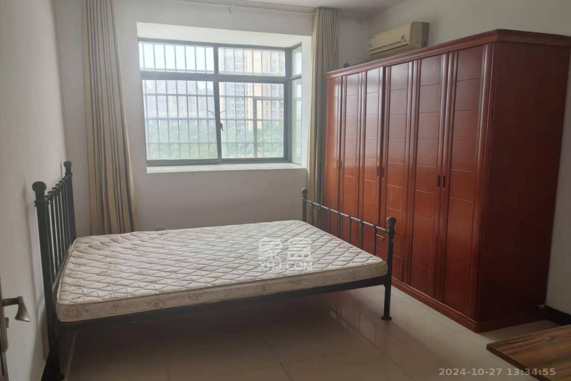 合丰安置小区  3室2厅2卫   1800.00元/月室内图
