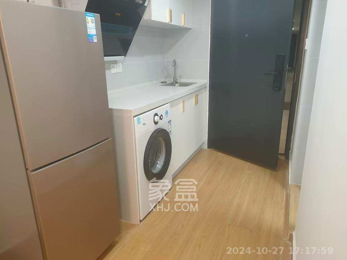 敬天广场  2室1厅1卫   3000.00元/月室内图