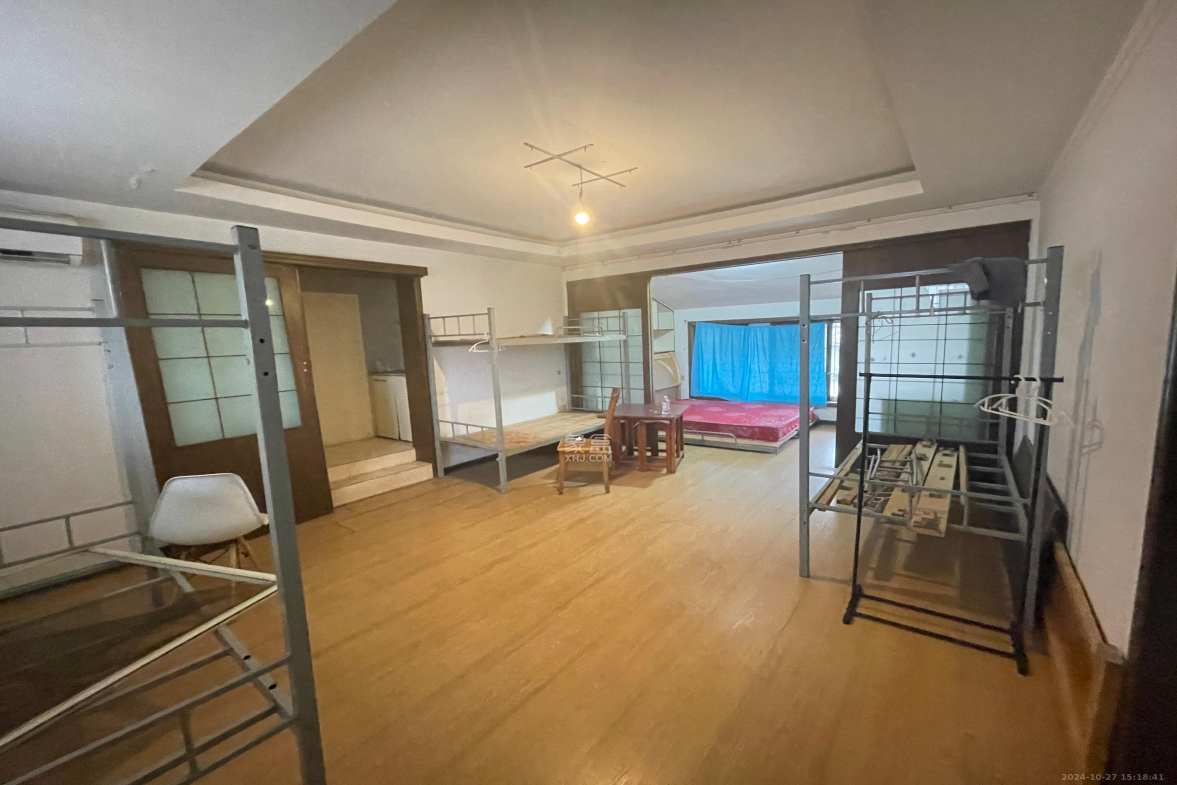怡景民居  3室2厅1卫   1800.00元/月室内图