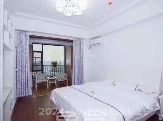 天元涉外景园B区  1室1厅1卫   1600.00元/月室内图