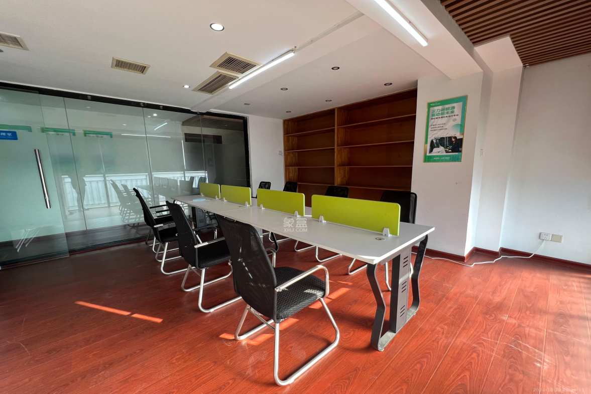 建安新商汇  4室0厅0卫   7500.00元/月室内图
